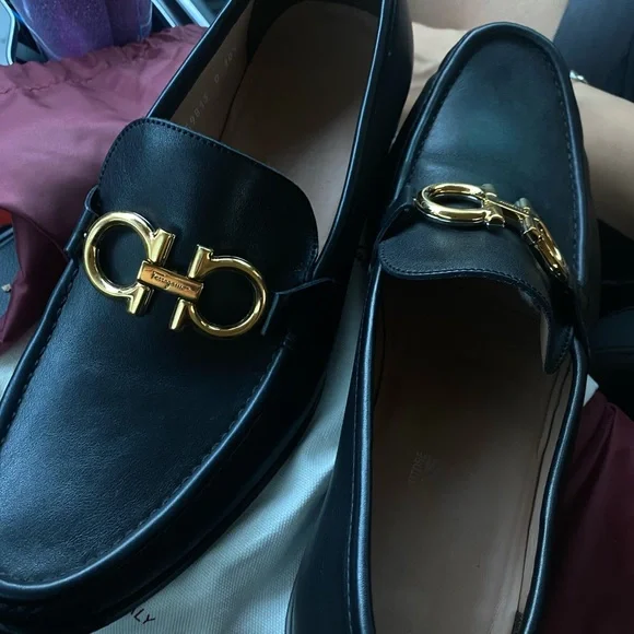 Ferragamo men loafer